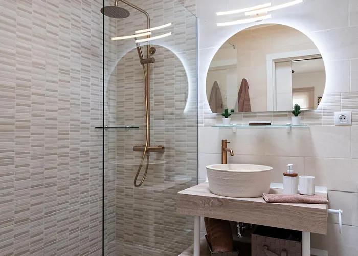 Marias - Playa Roca Costa Teguise